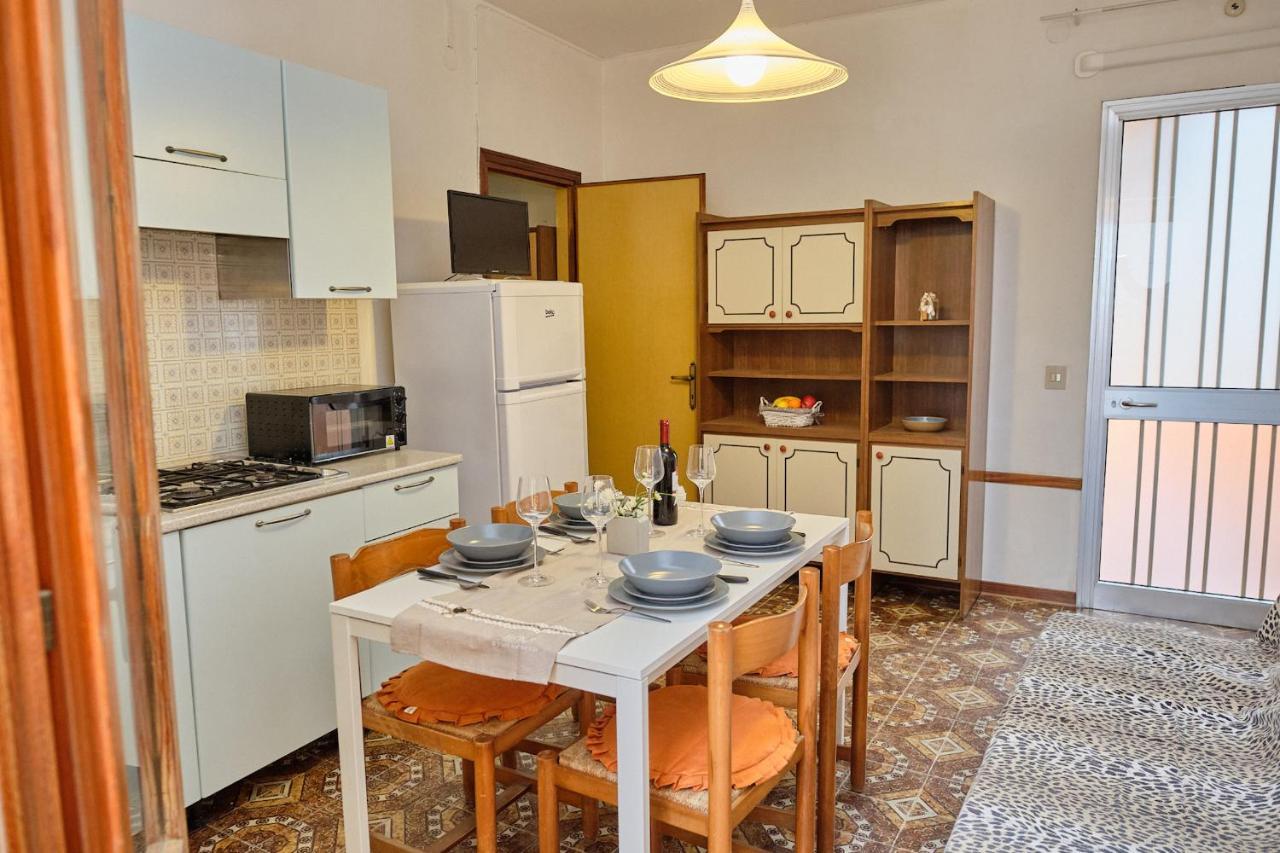Peaceful Flat With Direct Beach Access Beahost Rosolina Mare Exterior foto